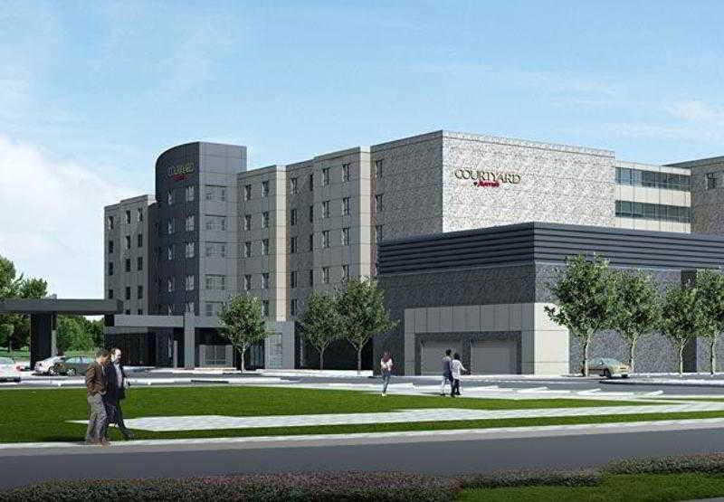 Courtyard By Marriott Calgary Airport Hotel Exterior photo